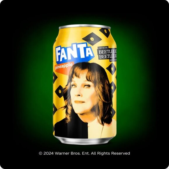2 Fanta Pineapple x Delia (Catherine O'Hara) Drinks - Picture 1 of 1